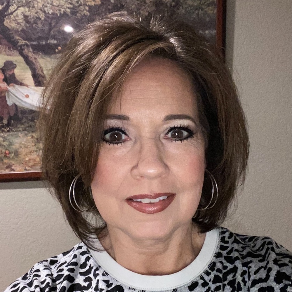 Meet your Posher, Traci